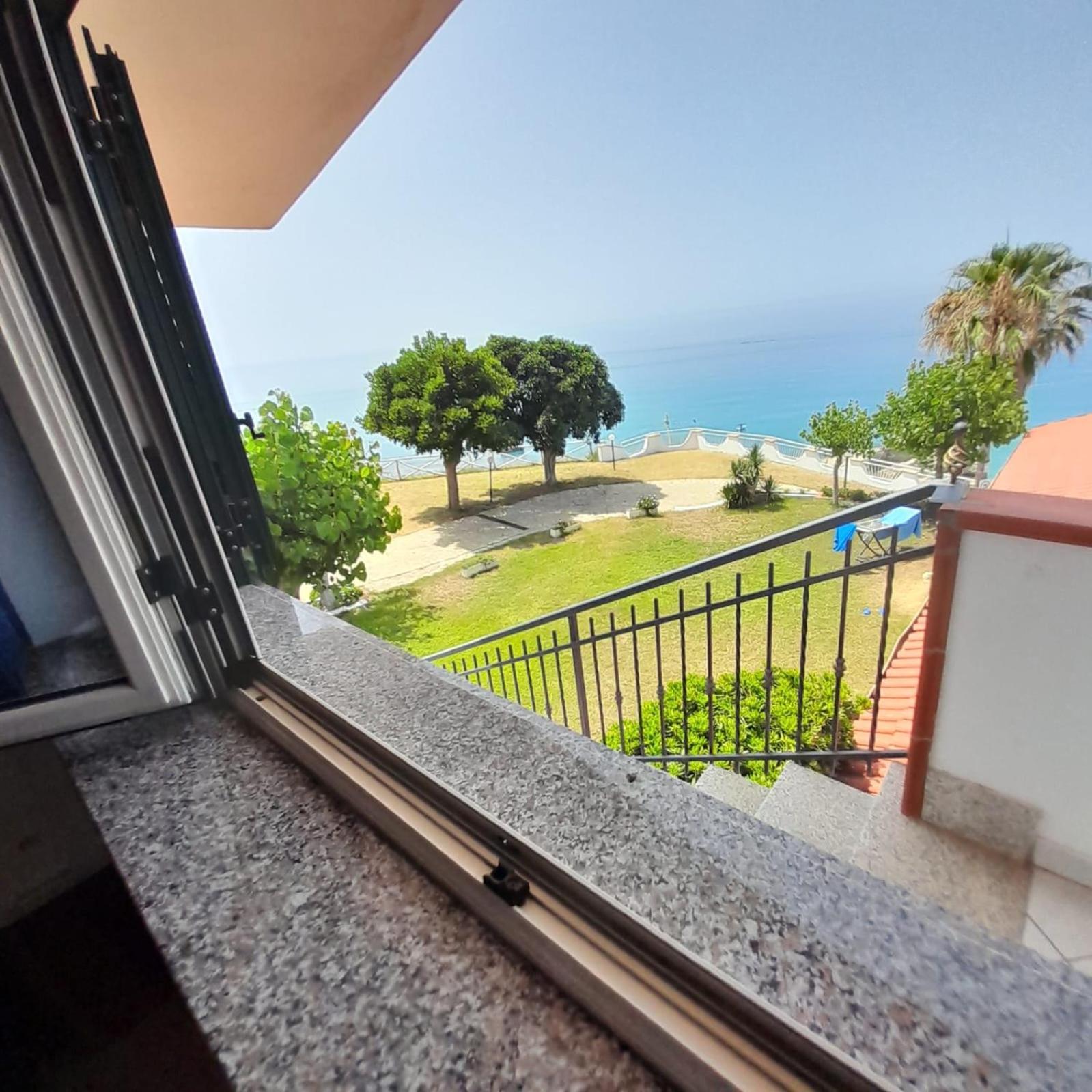 Residence Araba Fenice Tropea Exterior photo